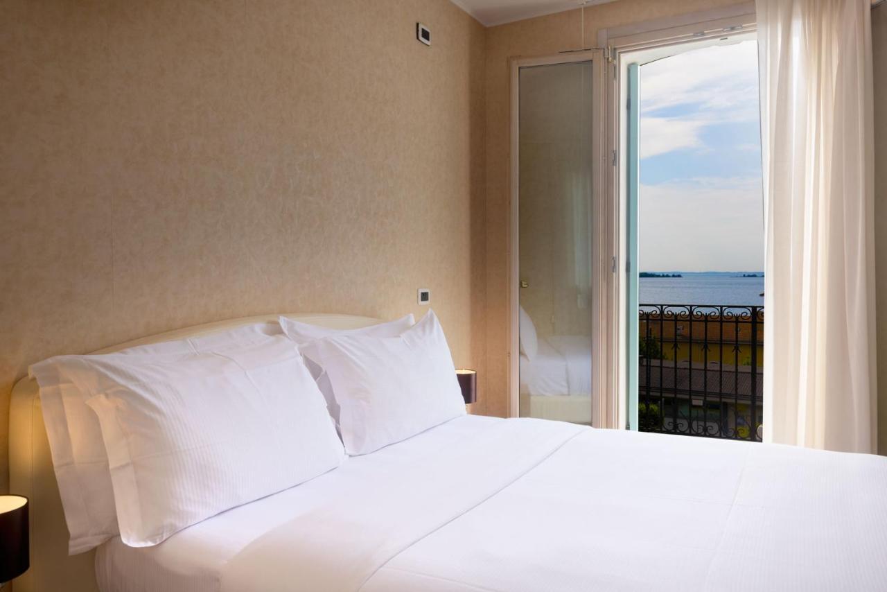 Gardone Palace Hotel Gardone Riviera Exterior photo